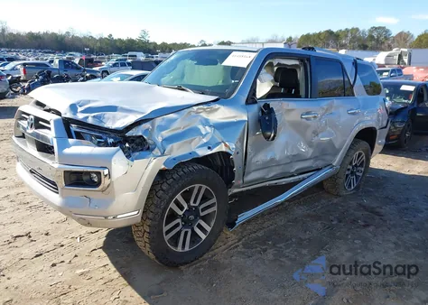 2022 Toyota 4Runner Limited z USA, uszkodzony, nr VIN JTEKU5JR2N6017275